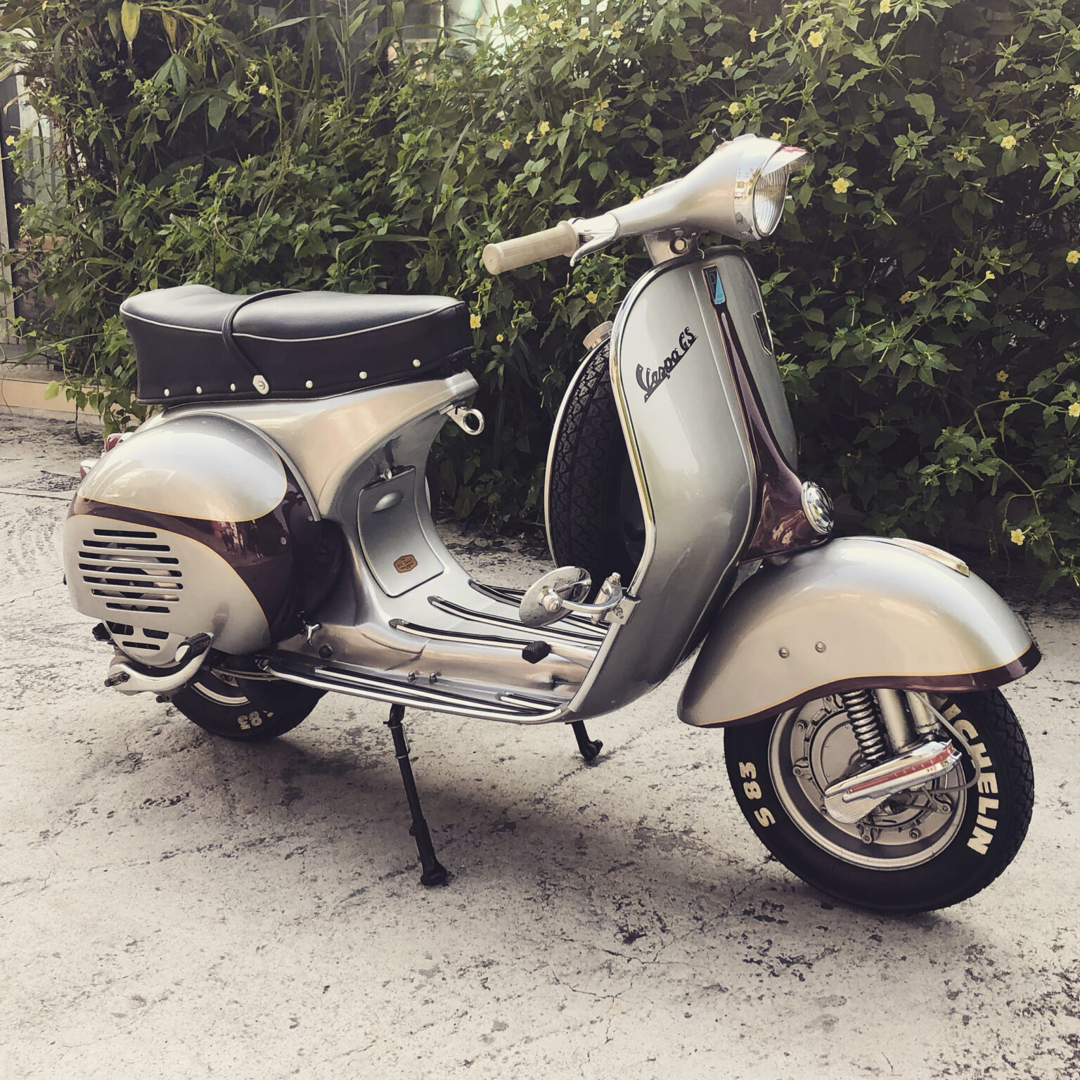 #1960 #piaggio #vespa #gs150 #silver #red #classic #vintage #collector